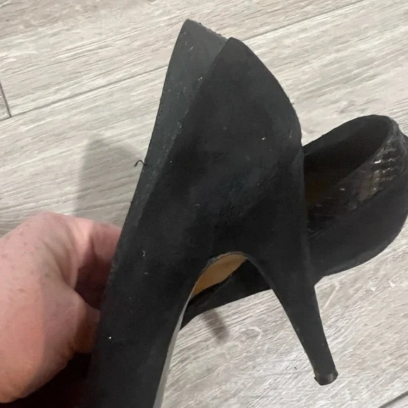 Chloe Black Heels - Picture 10 of 10